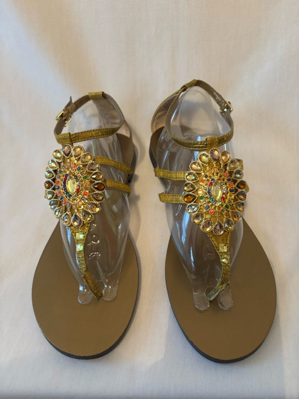 Nine West 7.5M Embellished Gold T-Strap Women's Sandals